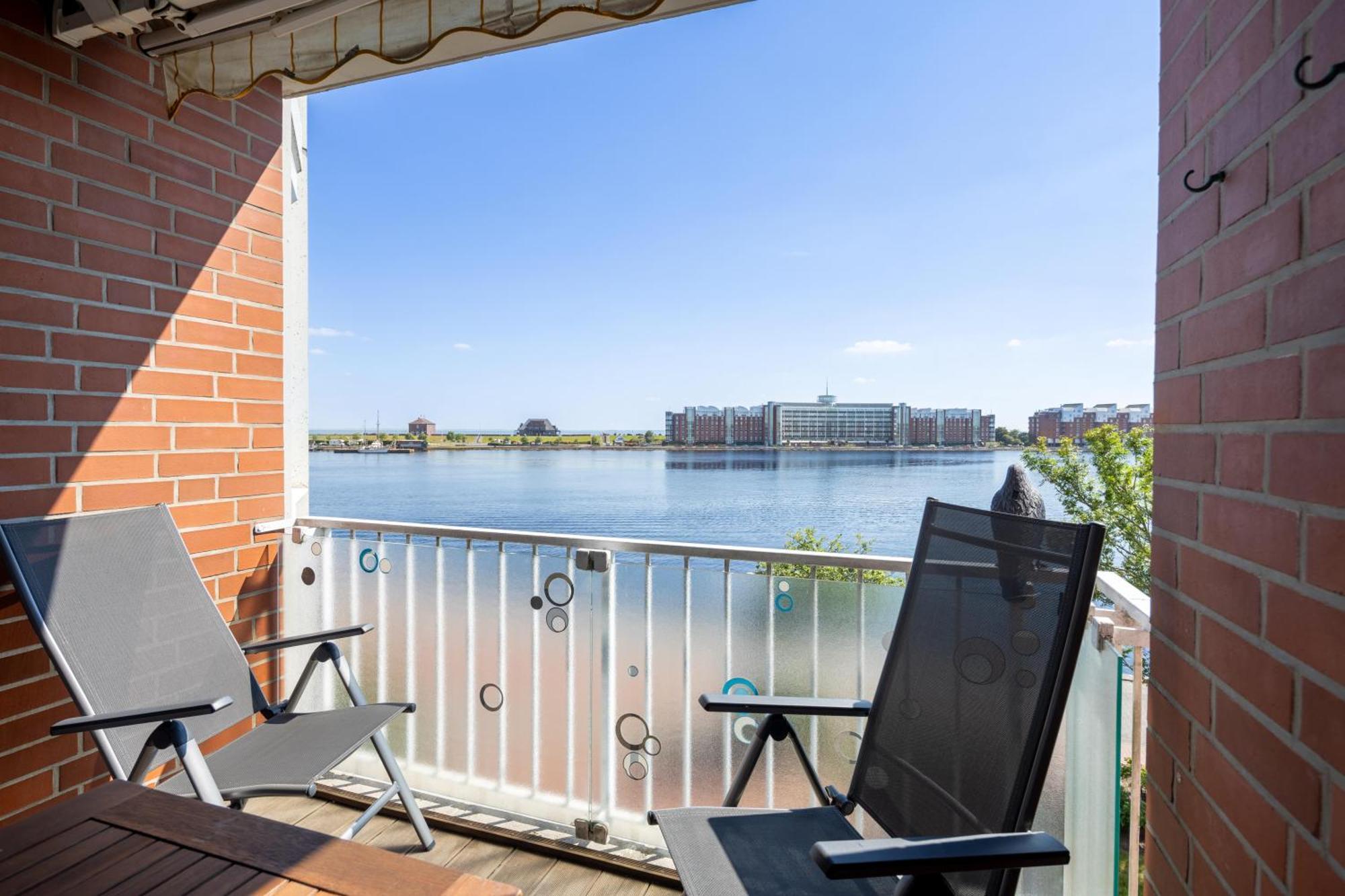 Gemuetliche Ferienwohnung Mit Meerblick Direkt Am Hafen ヴィルヘルムスハーフェン エクステリア 写真