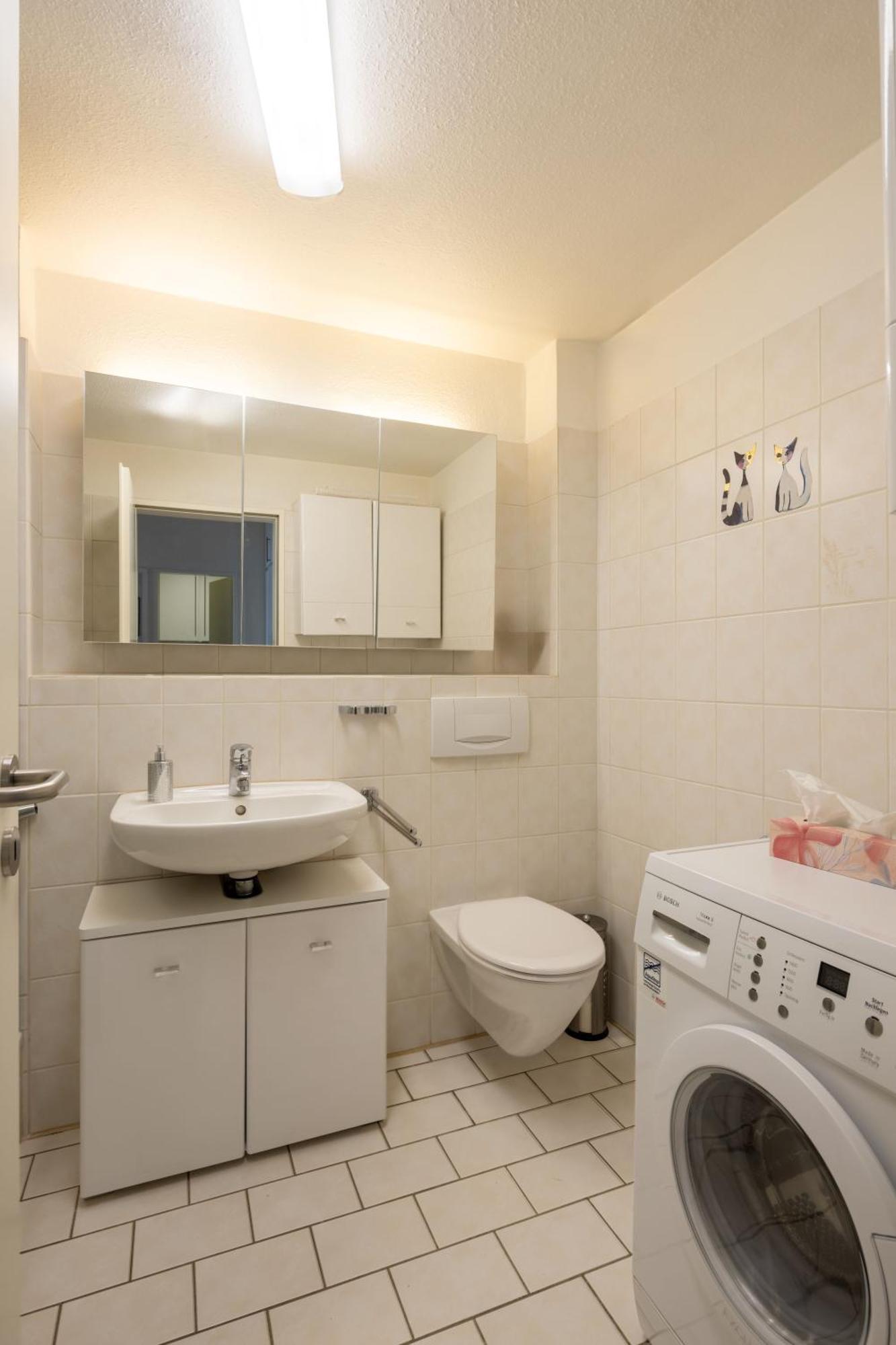 Gemuetliche Ferienwohnung Mit Meerblick Direkt Am Hafen ヴィルヘルムスハーフェン エクステリア 写真